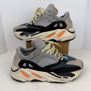 Adidas Yeezy Boost 700 Wave Runner Solid Grey B75571 Mens Size 5.5